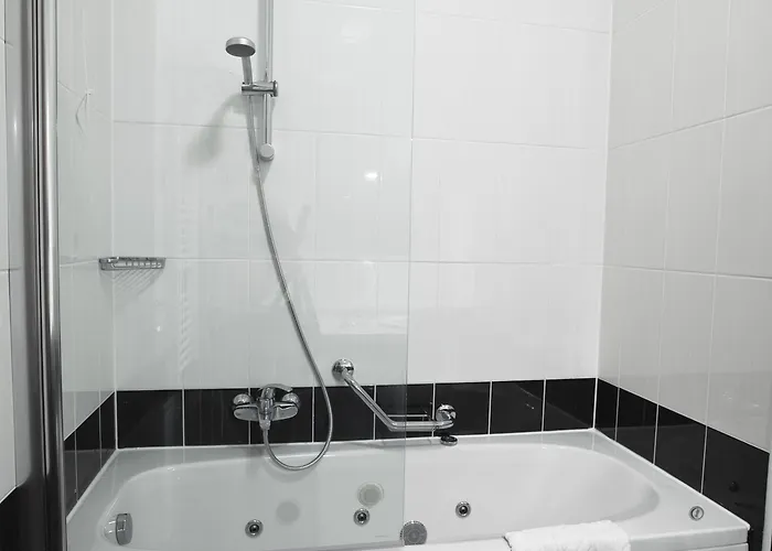 阿加瓦公寓 马卡尔斯卡